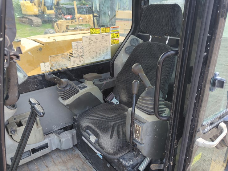 2016-caterpillar-308e2-cr-image-18