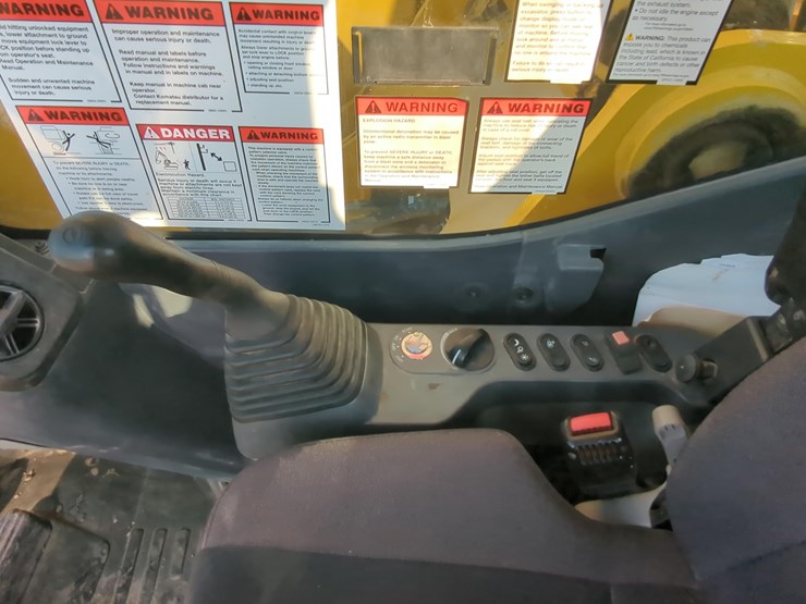 2022-komatsu-pc360-lc-11-image-23