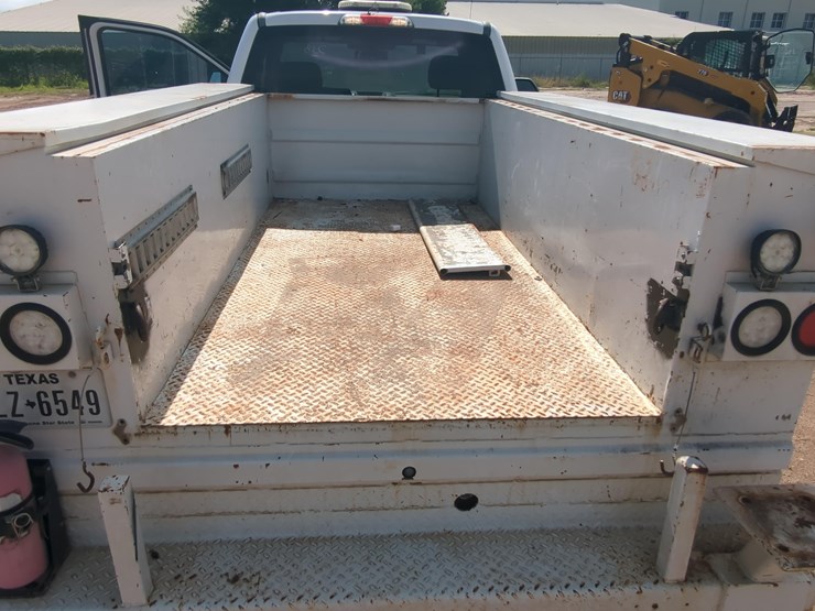 2019-ford-f350-image-8