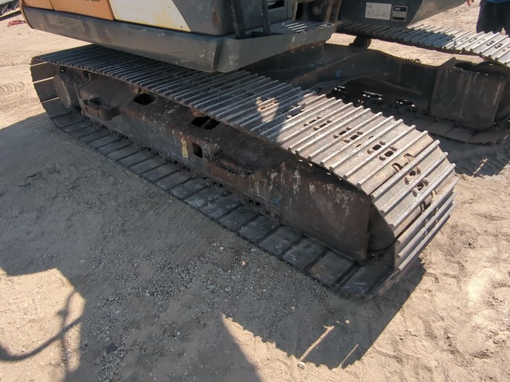 2019-case-cx130d-image-9