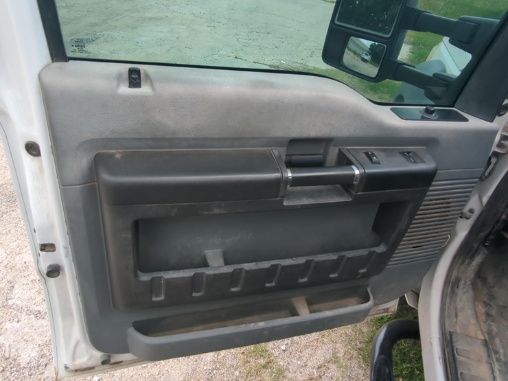 2014-ford-f450-image-11