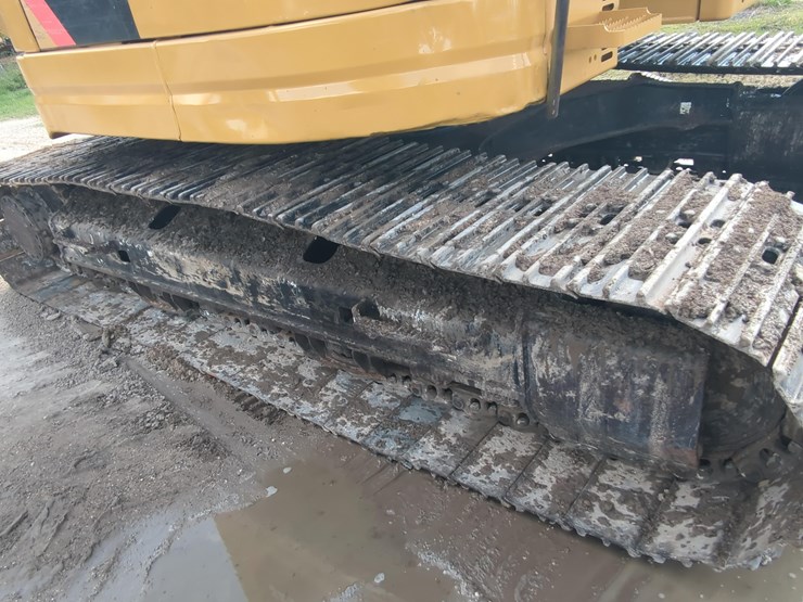 2017-caterpillar-325flcr-image-9