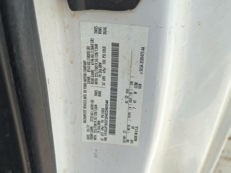 2017-ford-f550-image-9