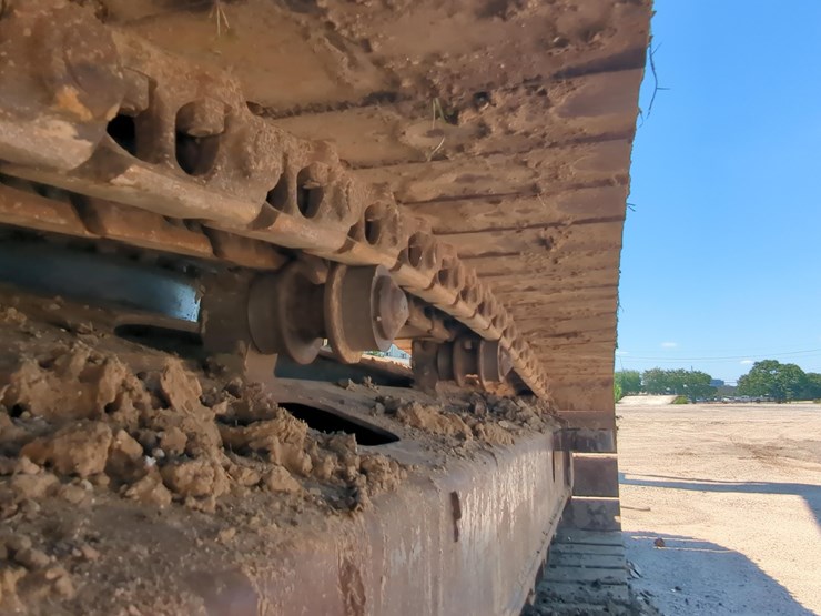 komatsu-pc228-lc-image-15