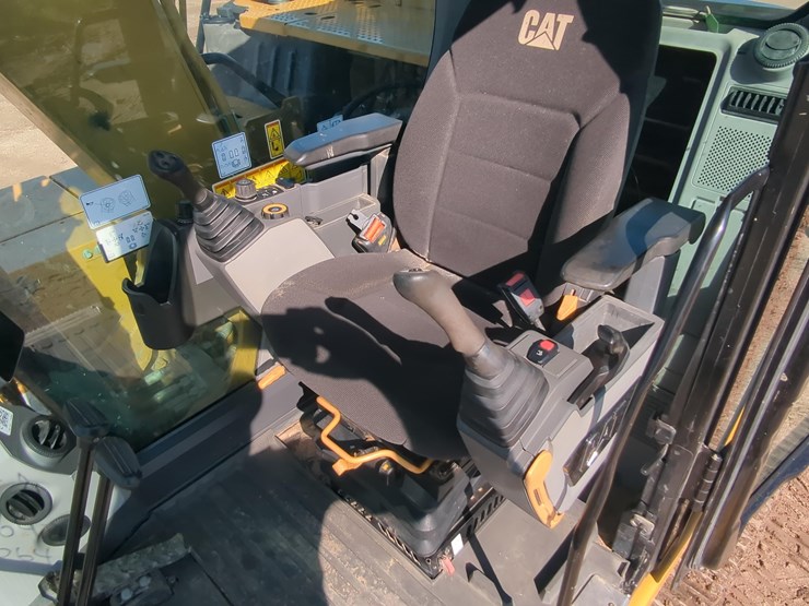 2022-caterpillar-313gc-image-14