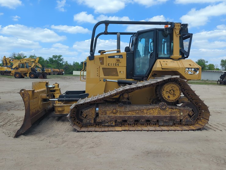 caterpillar-d6n-lgp-image-1