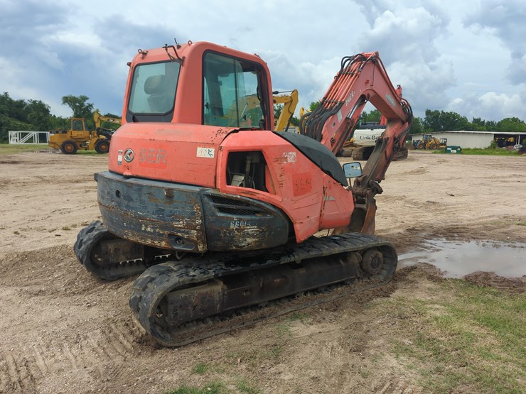 2016-kubota-kx080-3-image-4