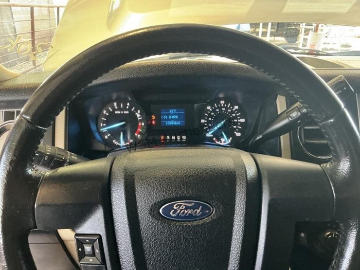2015-ford-expedition-image-16