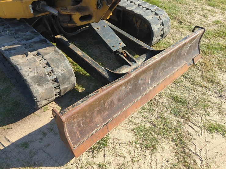 2021-caterpillar-305e2-image-8
