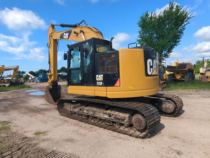 2017-caterpillar-325flcr-image-5