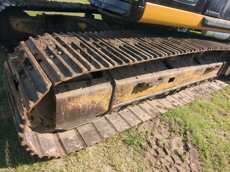 2017-caterpillar-336fl-image-12