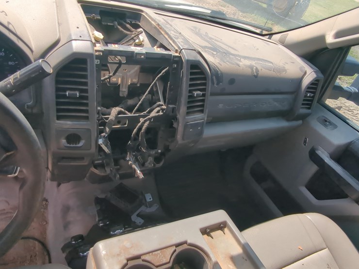 2019-ford-f350-image-11