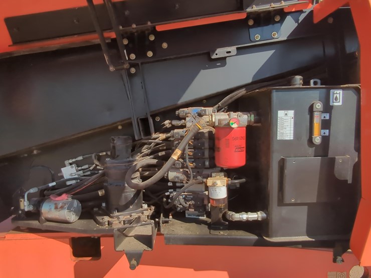 2017-jlg-660sj-image-13