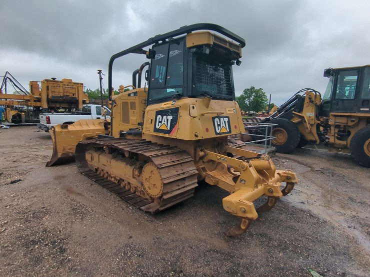 2017-caterpillar-d6t-xw-image-5