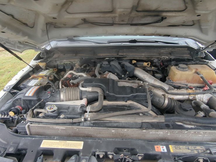 2015-ford-f550-image-7