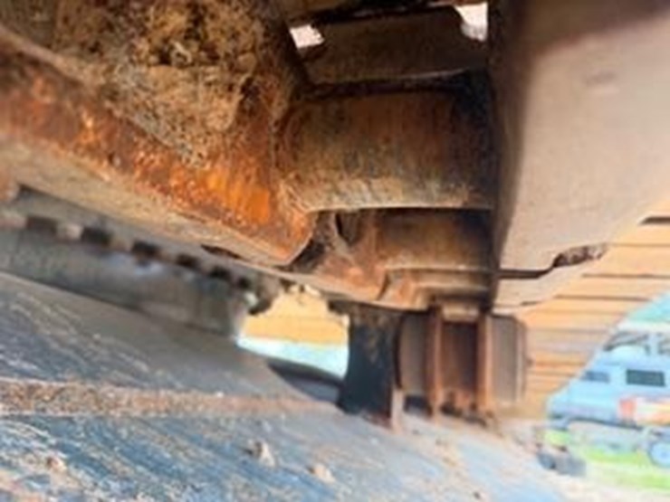2022-komatsu-pc360-lc-11-image-9