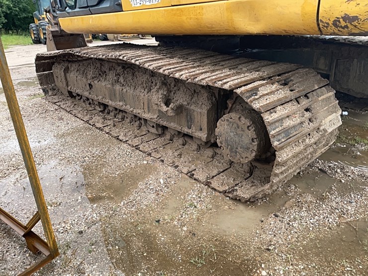 deere-210g-image-4