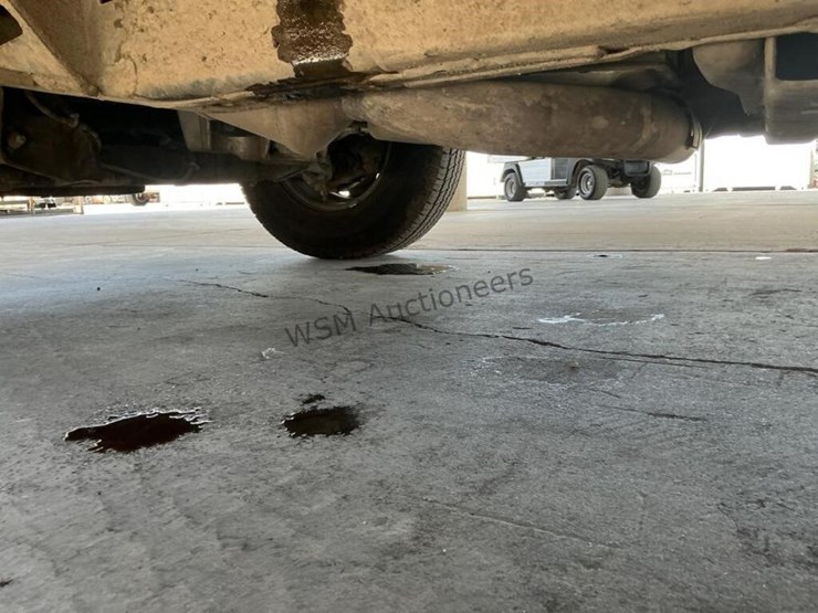 2017-chevrolet-express-2500-image-25