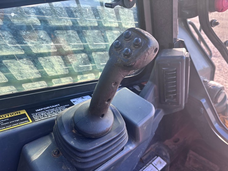 deere-333g-image-11