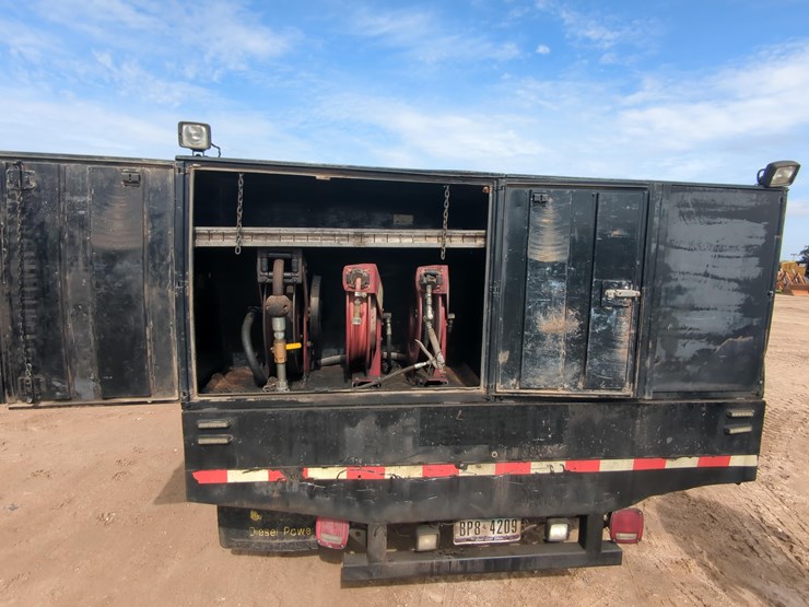 2005-ford-f450-image-7