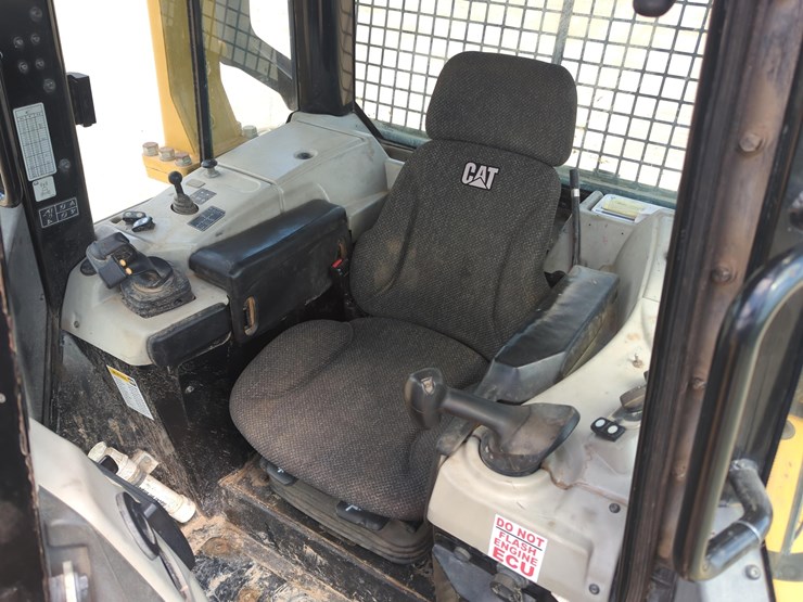 caterpillar-d6n-lgp-image-17