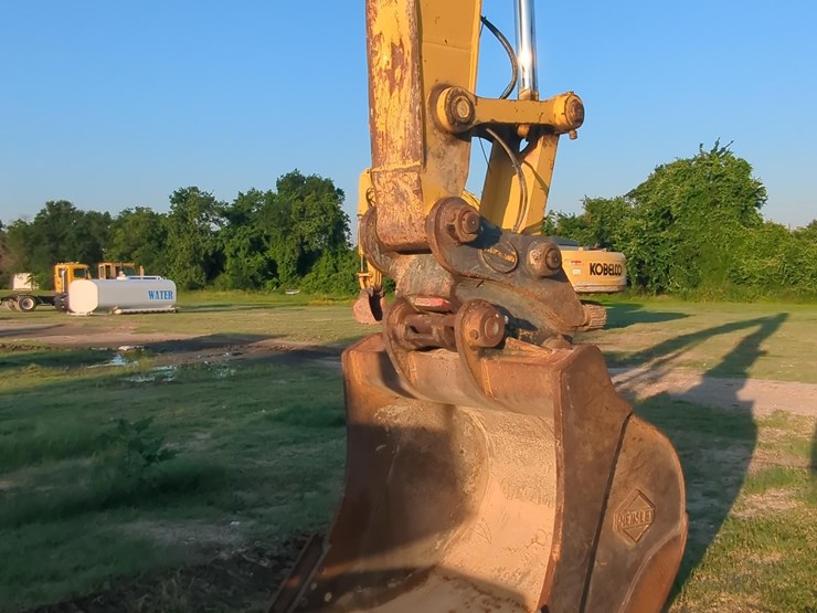 2022-komatsu-pc360-lc-11-image-7