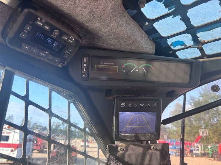 deere-333g-image-13