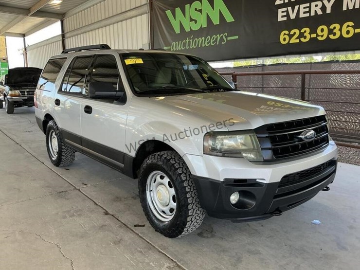 2015-ford-expedition-image-2