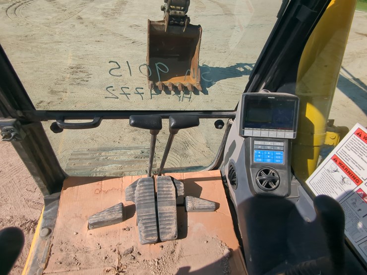 2022-komatsu-pc360-lc-11-image-23
