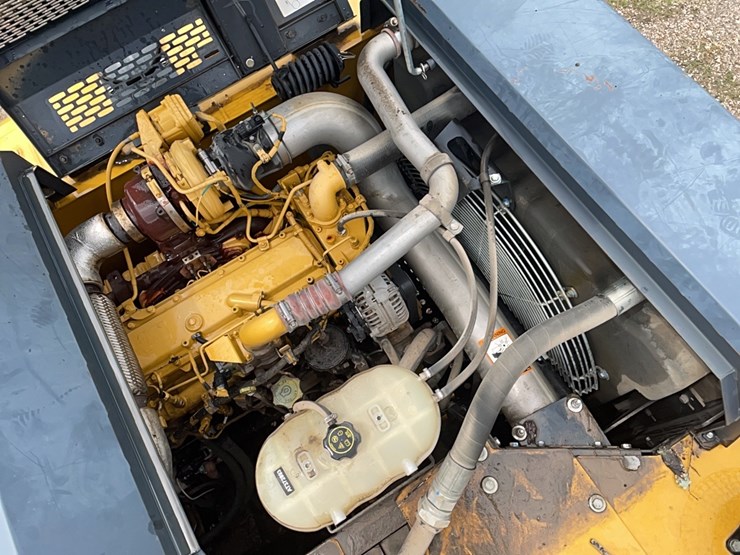 deere-210g-image-11