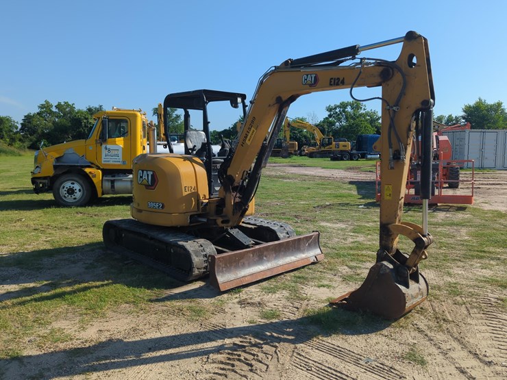 2021-caterpillar-305e2-image-3