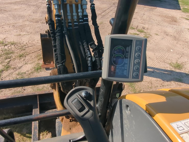 2021-caterpillar-305e2-image-19