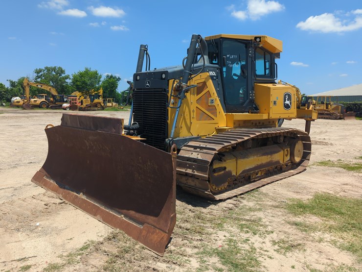 2021-deere-850-wt-image-2