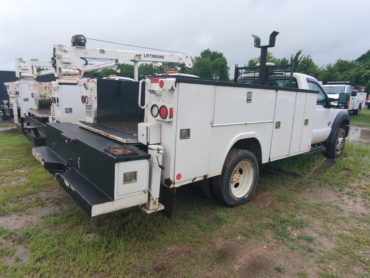2015-ford-f550-image-3