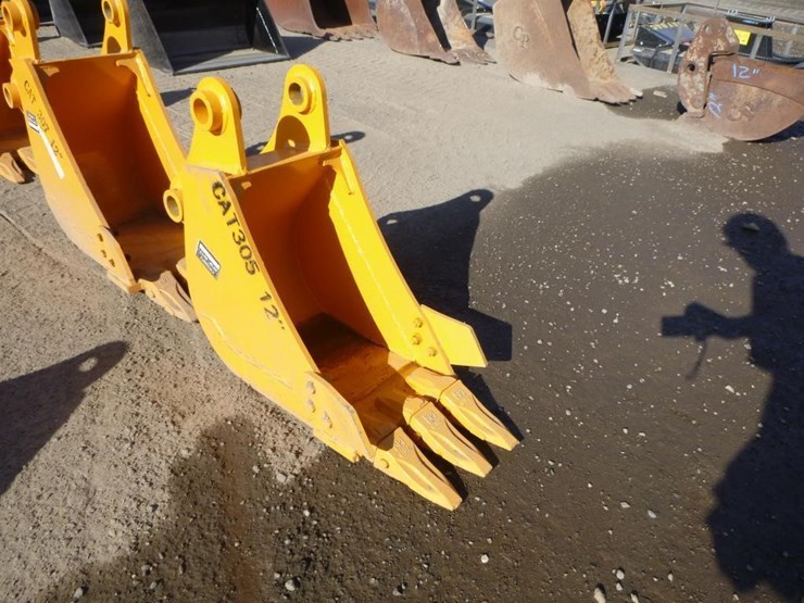 caterpillar-305-image-2