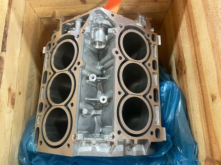 #2761-•-new-ford-3.7-liter-(e)-image-3