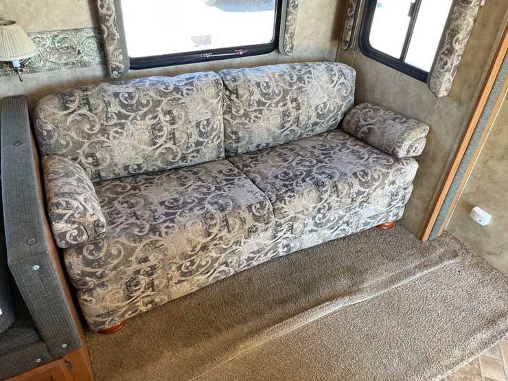 #1515-•-2008-keystone-travel-trailer-(wi-title)-(of)-image-77