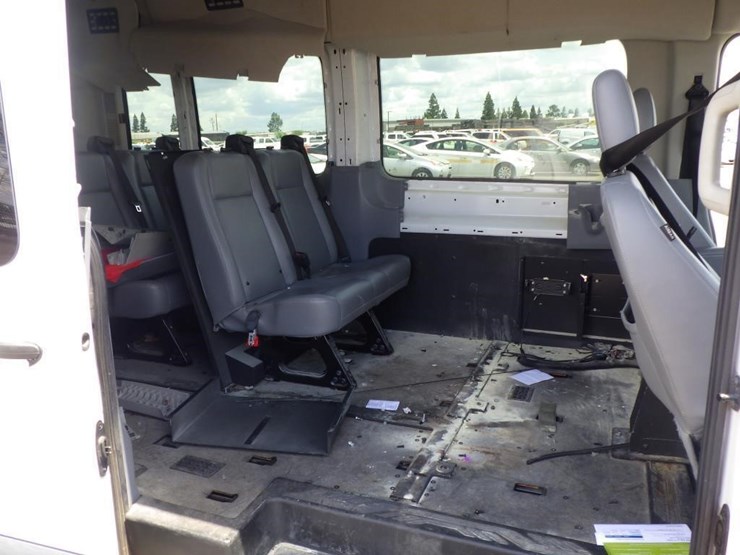 2018-ford-transit-image-7