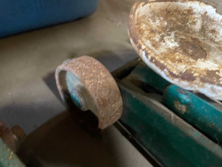 #2756-•-(2)-floor-jacks-(pr11)-image-3