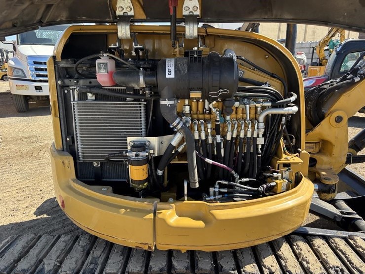 2018-caterpillar-303.5e2-cr-image-40