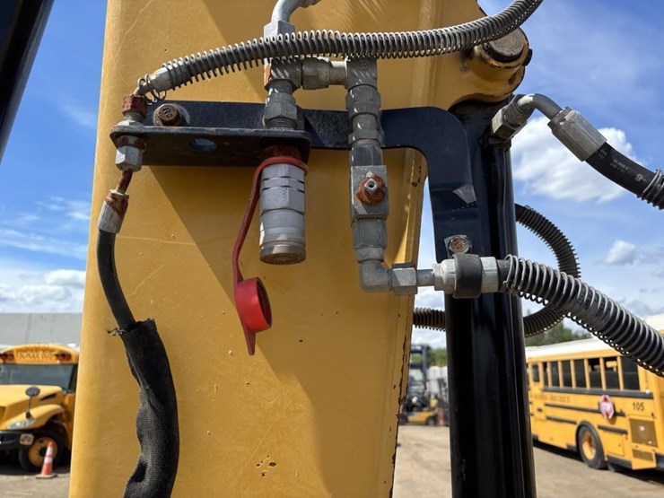 2015-caterpillar-308e2-cr-image-17