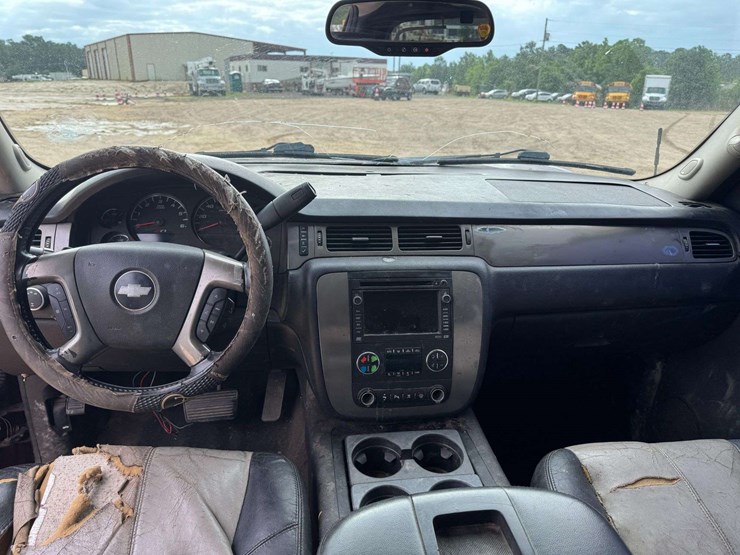 2008-chevrolet-avalanche-1500-image-12