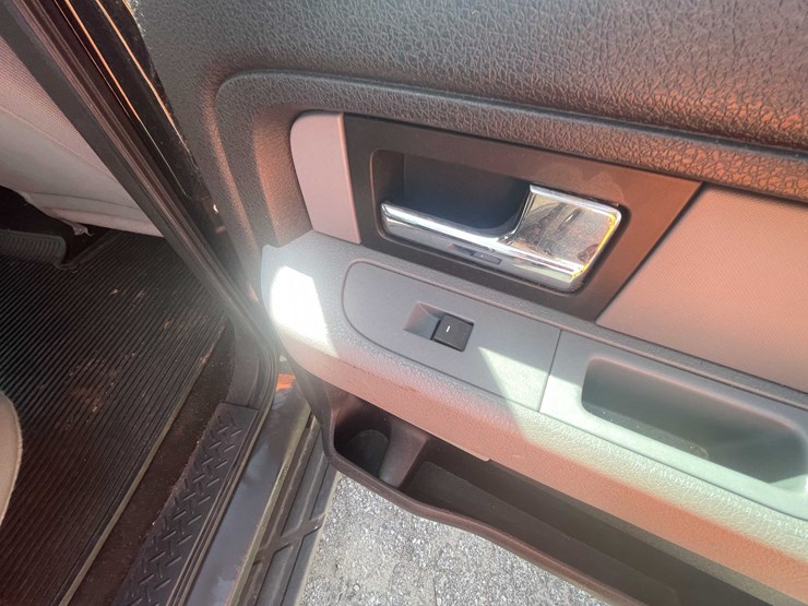 2012-ford-f150-image-81