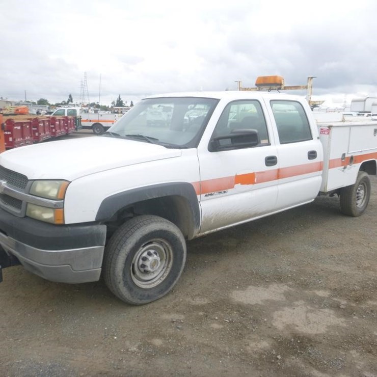 2003 CHEVROLET 2500