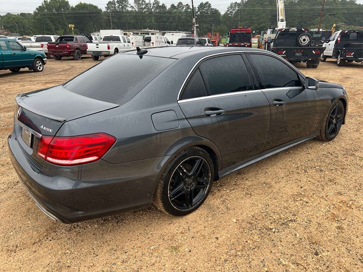 2014-mercedes-benz-e350-4-door-sedan-(270,397-miles)-image-3