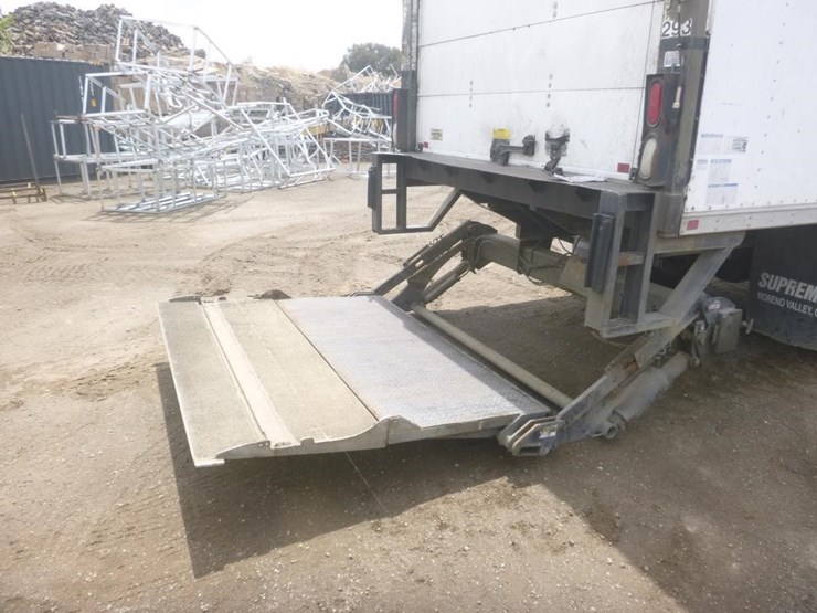 2006-international-durastar-4200-image-10