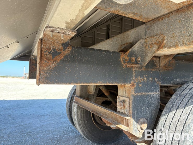 2015-timpte-42'-hopper-image-16