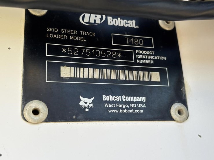 2005-bobcat-t180-image-44