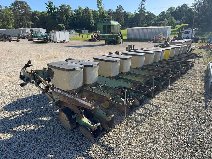 john-deere-7300-image-5