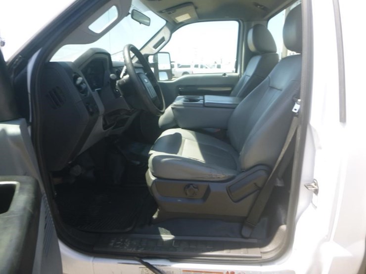 2012-ford-f450-image-17
